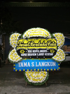 Papan Bunga Duka di Sukahening